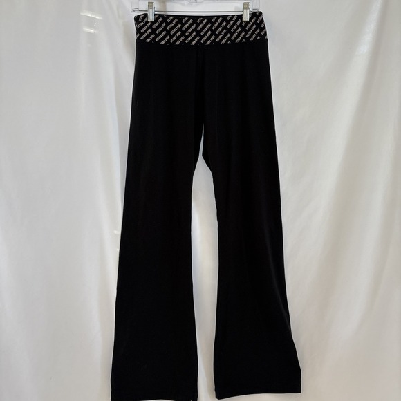 Victorias Secret L Victoria‎ Sport Black Yoga Leggings Logo Y2K Flare - Picture 1 of 10